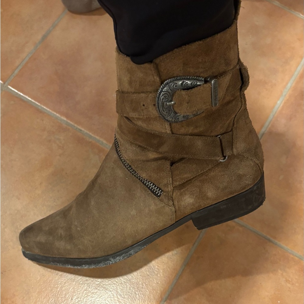 AllSaints - Brown Suede Ankle Boots size 39